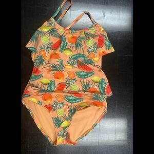 CITY STREETS GIRLS TWO PIECE SWIMWEAR SIZE XL (16) WORN ONCE